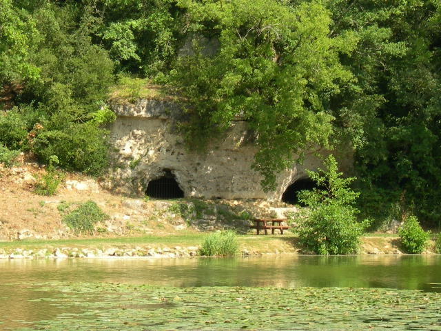 GF_640x480_Grotte_des_Fadets_Extérieur_1_copy_copy